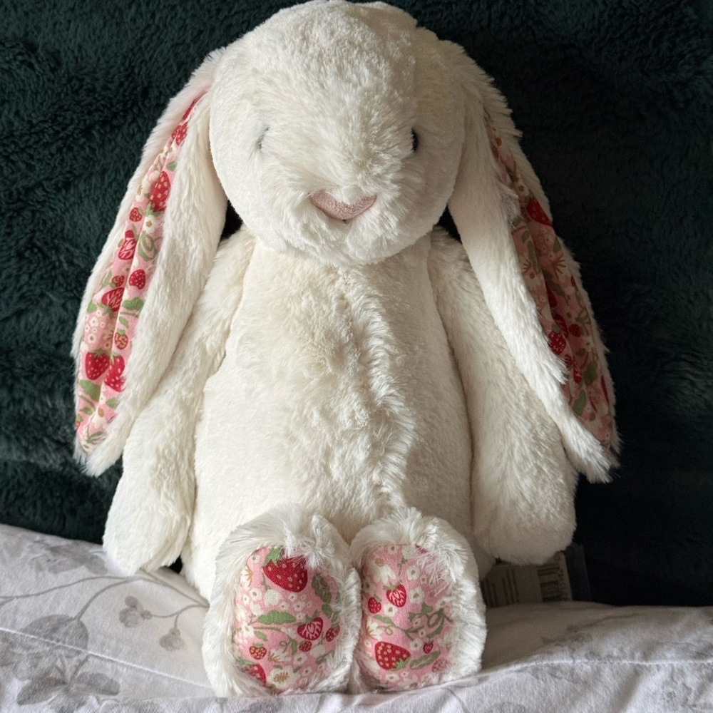 Jellycat Blossom Cream Bunny Berry